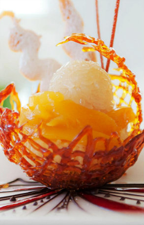 Left Parallax Background Element