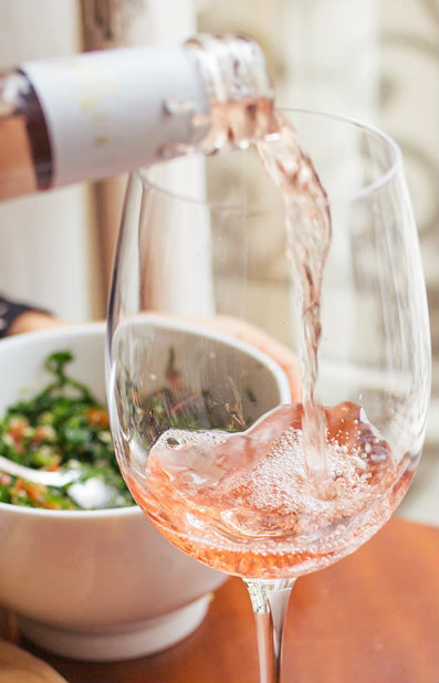 Right Parallax Background Element